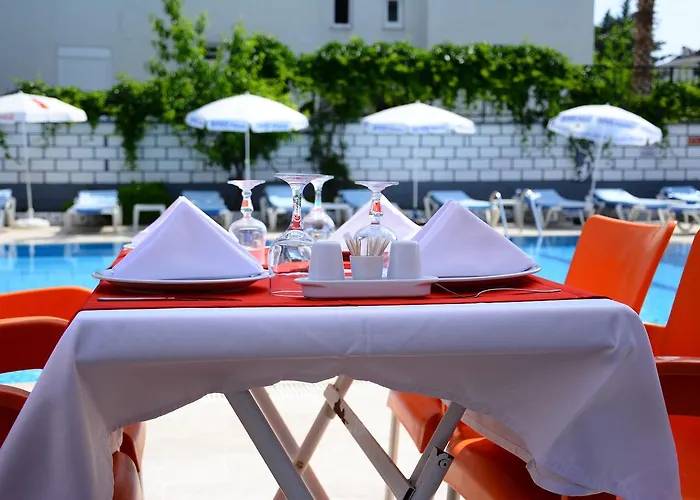 Aparthotel Andros Family Club Side