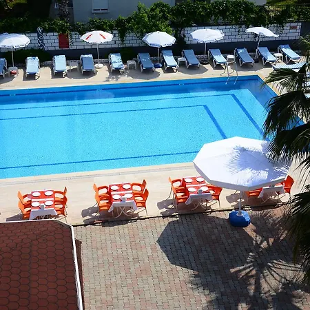 Apartahotel Andros Family Club Side