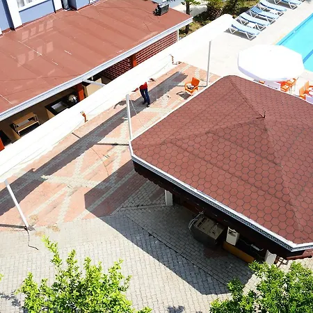 Lägenhetshotell Andros Family Club 3*