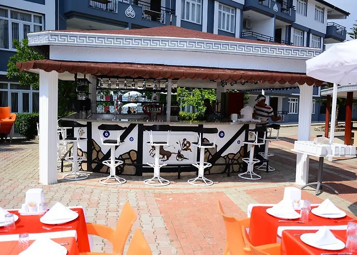 Andros Family Club سيدي