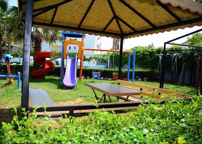 Andros Family Club 3* Side