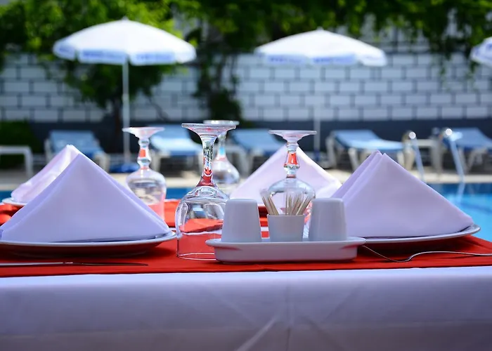 Andros Family Club سيدي