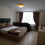 Aparthotel Andros Family Club 3*