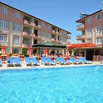 Andros Family Club 3*