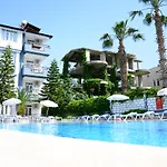 Aparthotel Andros Family Club 3*