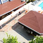 Aparthotel Andros Family Club 3*